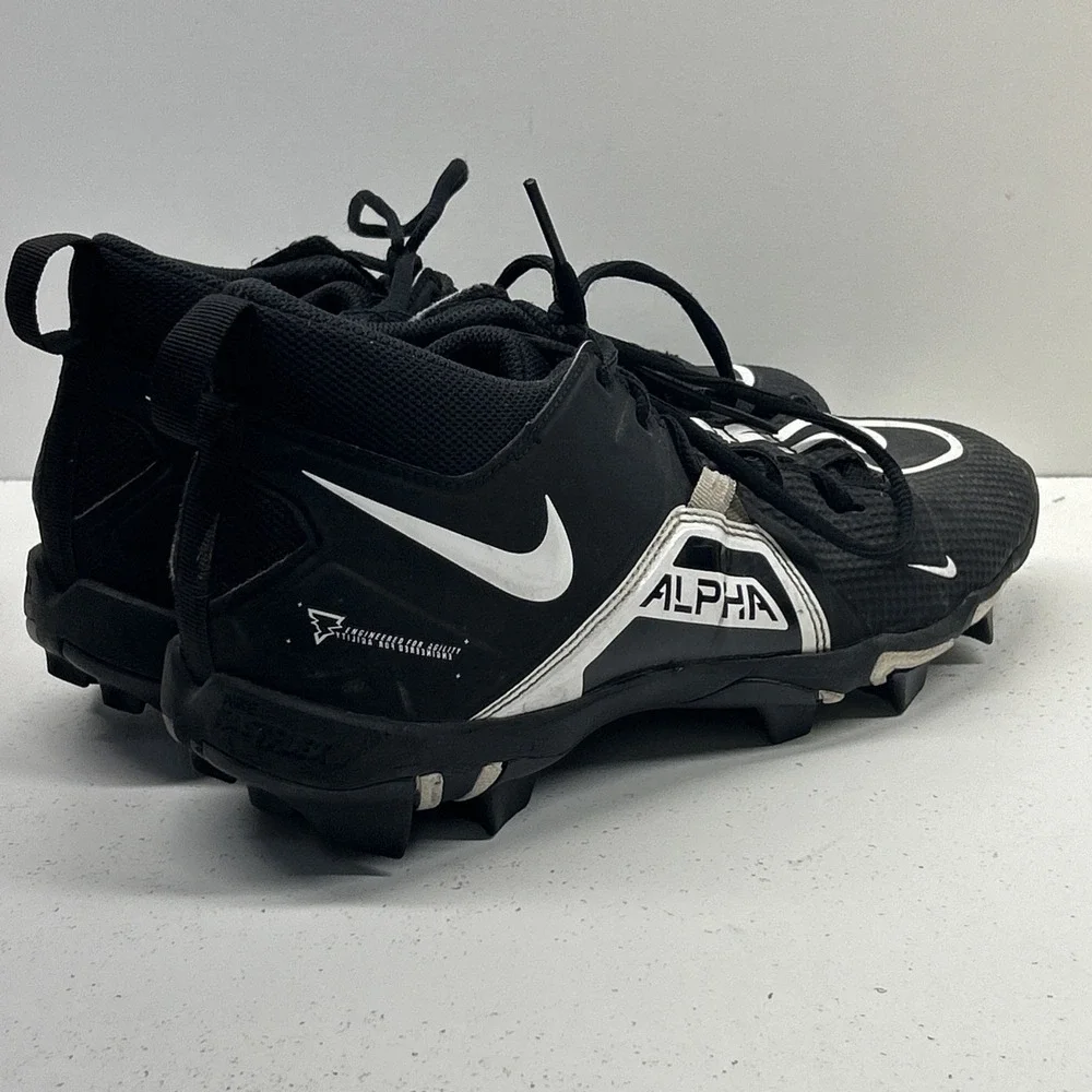 Nike alpha menace